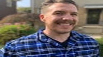 طريقة تعديل إعدادات تصميم الزجاج السائل في نظام تشغيل iOS 18